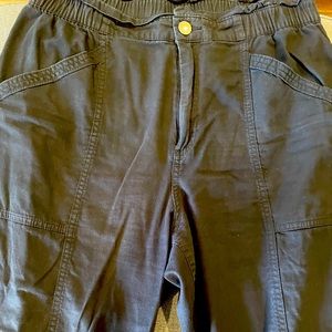 women’s old navy large black pants